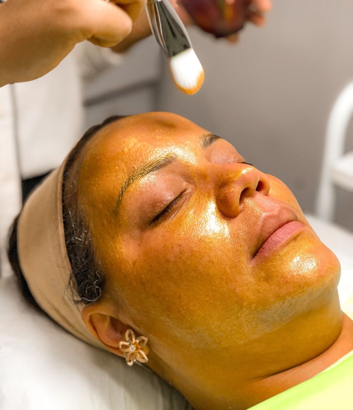 Glow Facial Treatment